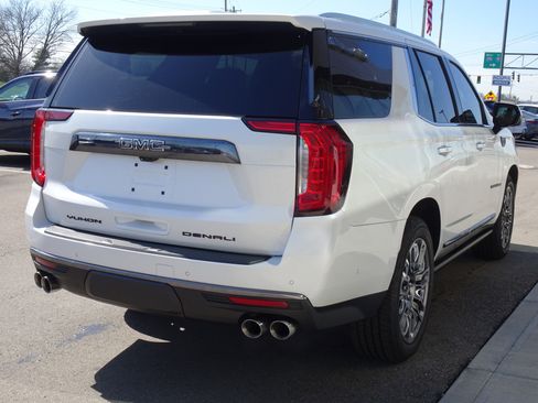 Used 2023 GMC Yukon Denali Ultimate image 5