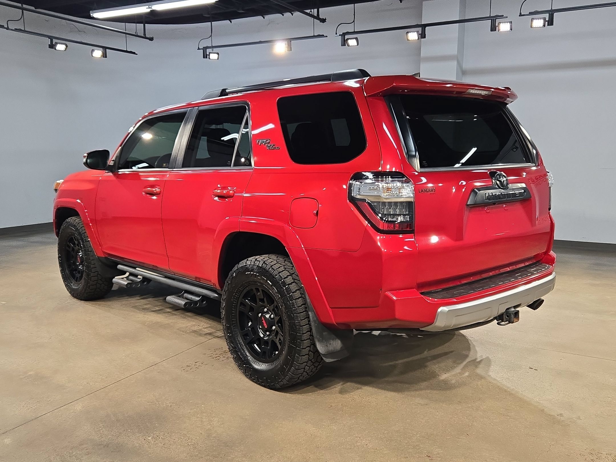 Used 2019 Toyota 4Runner TRD Off-Road Premium AWD/4WD image 5