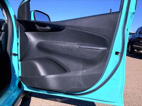 Used 2021 Chevrolet Spark ACTIV image 22