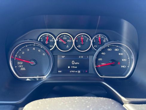 Used 2021 Chevrolet Tahoe Z71 w/ Z71 Signature Package image 12