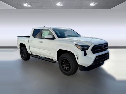 New 2026 Toyota Tacoma SR5 RWD image 8