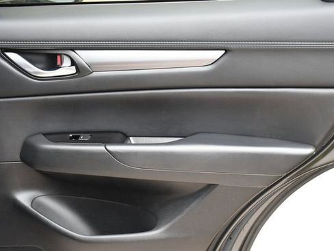 Used 2019 MAZDA CX-5 Touring image 26