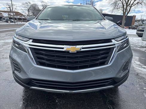 Used 2024 Chevrolet Equinox LT w/ LPO, Floor Liner Package AWD/4WD image 2