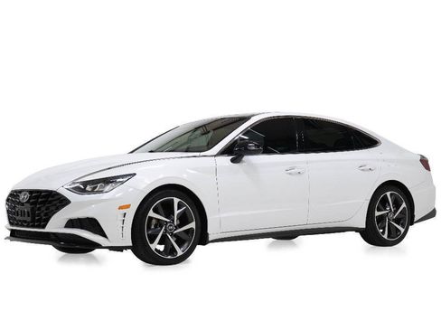 Used 2021 Hyundai Sonata SEL Plus w/ Tech Package FWD image 2