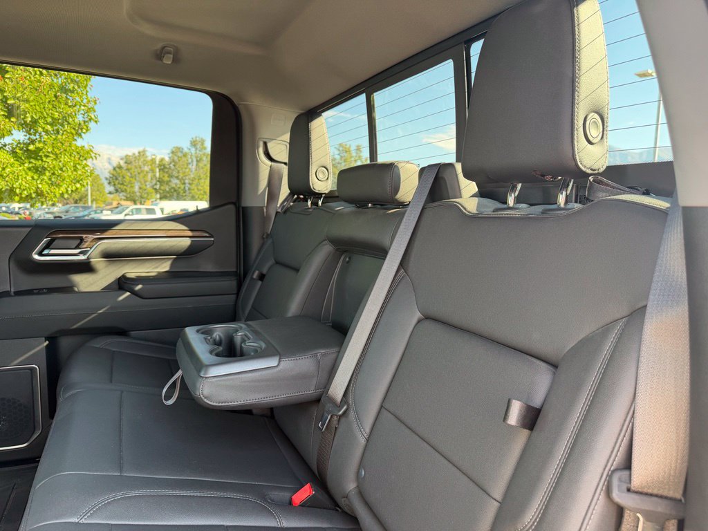 Used 2024 Chevrolet Silverado 1500 LT Trail Boss w/ LT Trail Boss Premium Package AWD/4WD image 20