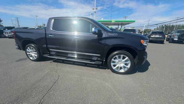 Used 2024 Chevrolet Silverado 1500 High Country w/ Technology Package AWD/4WD image 9
