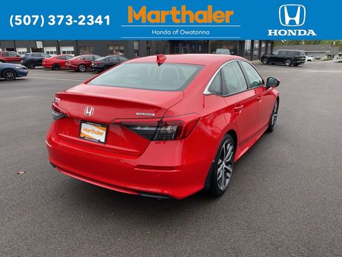 Used 2023 Honda Civic Touring image 5