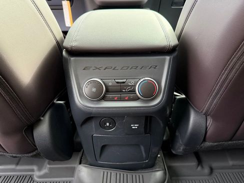 New 2026 Ford Explorer Platinum w/ LUX Leather Package image 30
