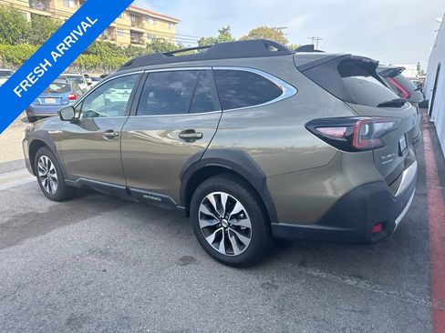 Used 2024 Subaru Outback Limited AWD/4WD image 2