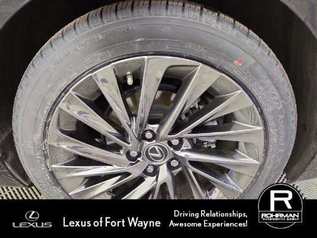 Used 2024 Lexus ES 300h w/ Accessory Package (Z1) FWD image 12