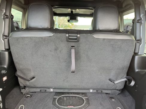 Used 2021 Jeep Wrangler Rubicon image 48