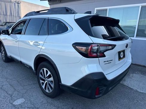Used 2020 Subaru Outback Premium AWD/4WD image 6