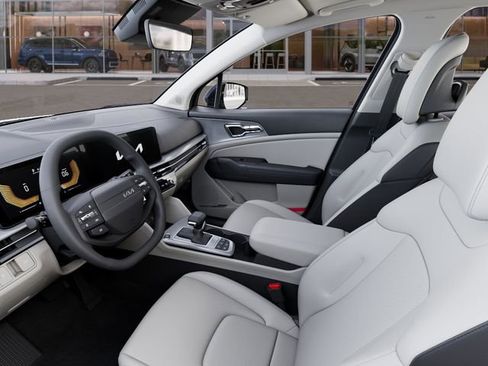 New 2026 Kia Sportage EX FWD image 17