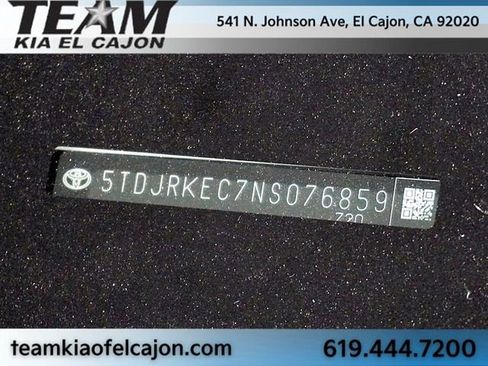 Used 2022 Toyota Sienna XLE w/ XLE Plus Package FWD image 36