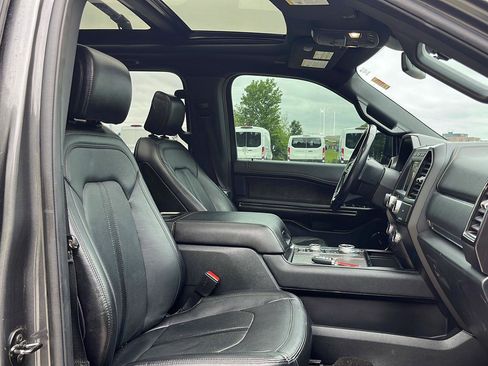 Used 2020 Ford Expedition Max Limited w/ Special Edition Package AWD/4WD image 30