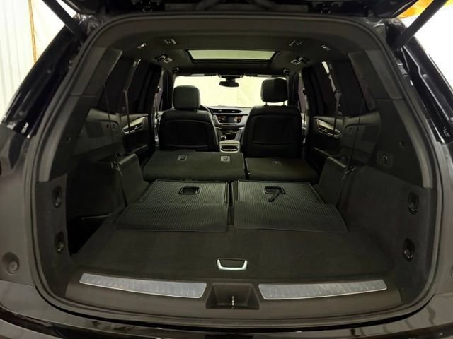 Used 2024 Cadillac XT6 Luxury w/ LPO, Floor Liner Package AWD/4WD image 15