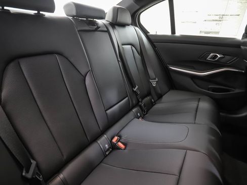 Used 2025 BMW 330i xDrive Sedan w/ Convenience Package image 23