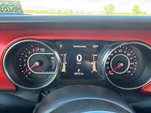 Used 2021 Jeep Gladiator Rubicon AWD/4WD image 25