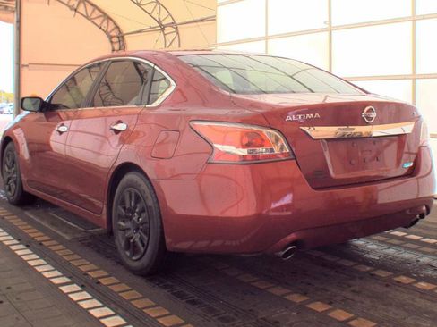 Used 2014 Nissan Altima 2.5 S image 6