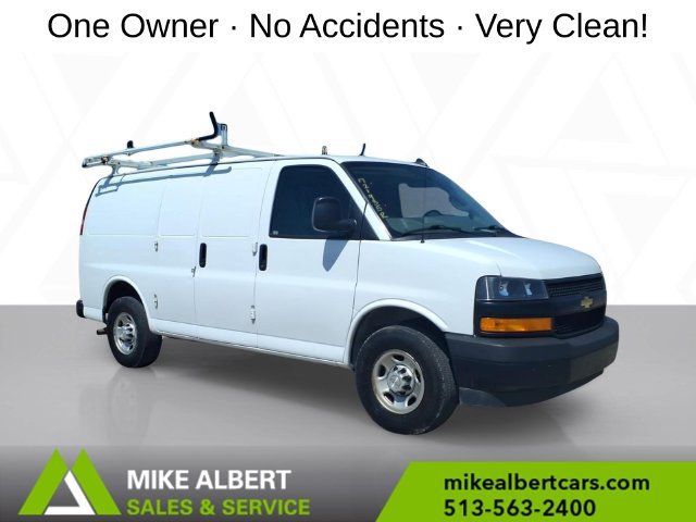 Used 2021 Chevrolet Express 2500 w/ Driver Convenience Package RWD image 1