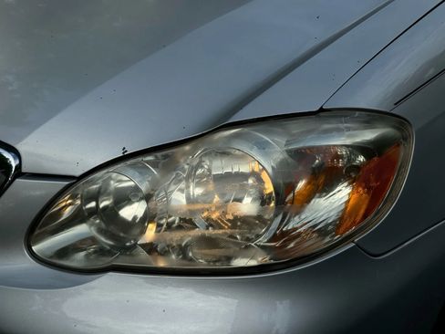 Used 2005 Toyota Corolla LE image 10