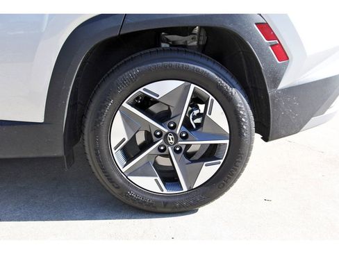 Certified 2025 Hyundai Tucson SEL image 31