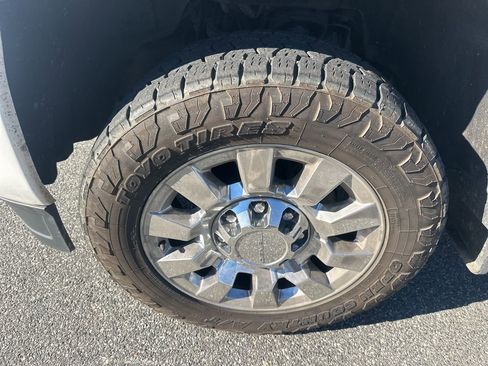 Used 2019 GMC Sierra 2500 Denali image 10