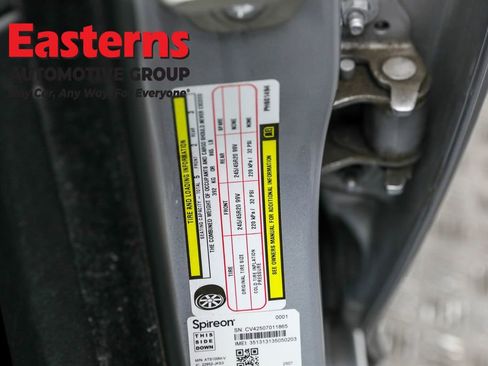 Used 2023 Chrysler 300 S image 36