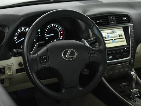 Used 2010 Lexus IS 350C image 12