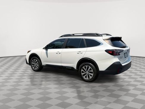 Used 2022 Subaru Outback Premium AWD/4WD image 7