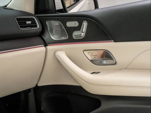 Used 2021 Mercedes-Benz GLE 350 w/ Premium Package image 29