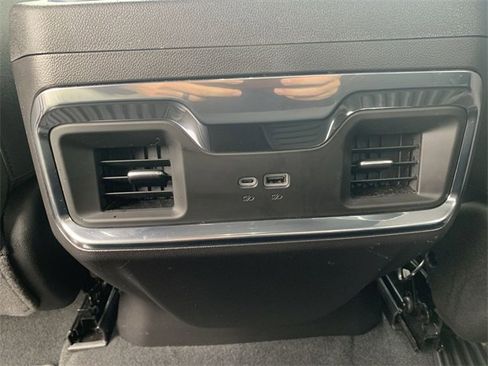 Used 2024 GMC Sierra 1500 Elevation image 20