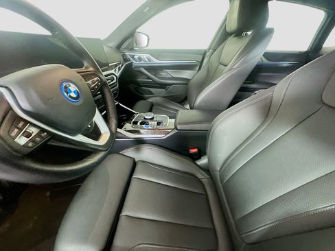 Used 2023 BMW i4 eDrive35 w/ Premium Package RWD image 13