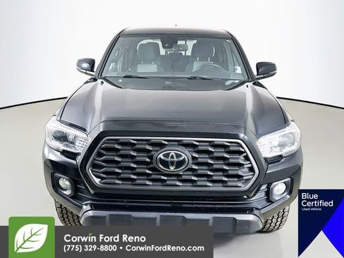 Used 2021 Toyota Tacoma TRD Off-Road image 2