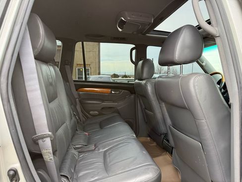 Used 2005 Lexus GX 470 image 22