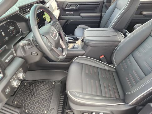 Used 2026 GMC Sierra 1500 AT4X w/ LPO, Black Badging Package AWD/4WD image 14
