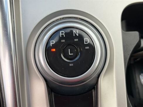 Used 2022 Ford Explorer XLT w/ Equipment Group 202A image 32