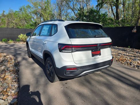 New 2026 Volkswagen Taos S FWD image 3