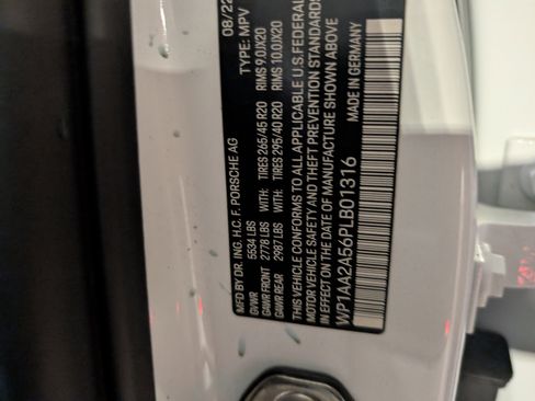 Used 2023 Porsche Macan image 41