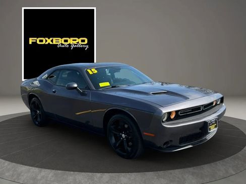 Used 2015 Dodge Challenger SXT w/ Super Sport Group (SS/T) image 3