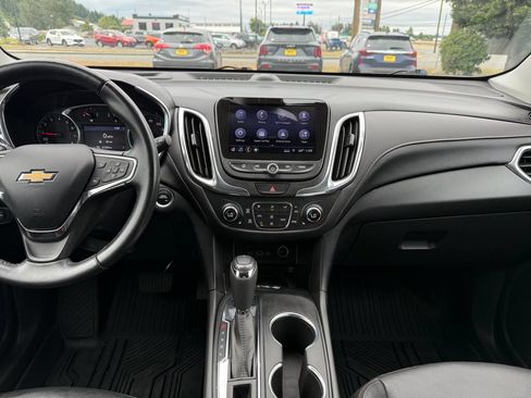 Used 2021 Chevrolet Equinox Premier AWD/4WD image 23
