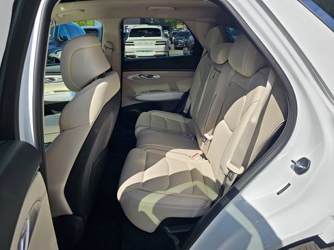 New 2026 Genesis GV70 2.5T Advanced AWD/4WD image 23
