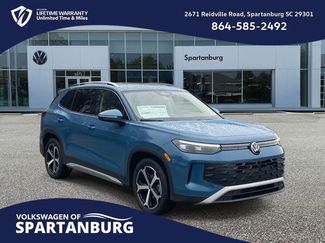 New 2026 Volkswagen Tiguan SE video 1