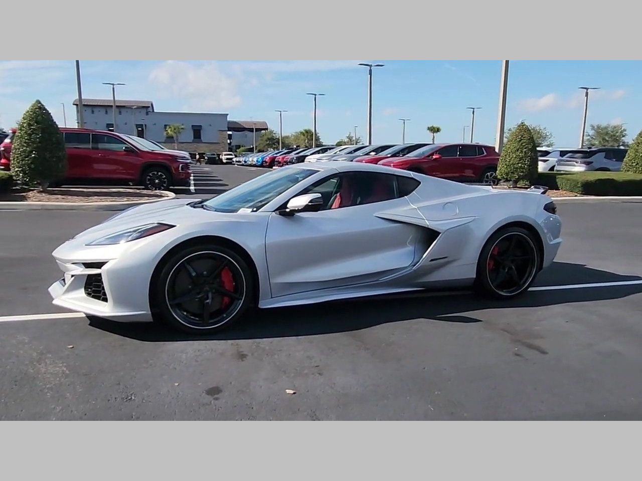 New 2026 Chevrolet Corvette E-Ray w/ ZER Performance Package AWD/4WD image 20