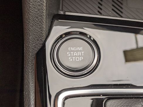 Certified 2023 Kia Sportage SX image 31