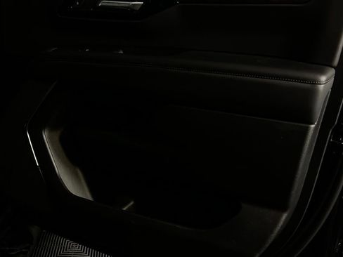 Used 2025 Chevrolet Tahoe Z71 image 33