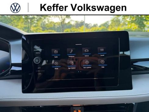 New 2026 Volkswagen Taos S FWD image 22