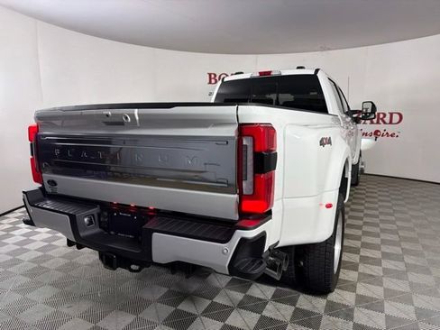 Certified 2026 Ford F450 Platinum w/ Platinum Plus Package AWD/4WD image 8