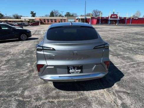 New 2026 Buick Envista Avenir image 7