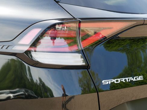 Certified 2023 Kia Sportage X-Line Prestige AWD/4WD image 17